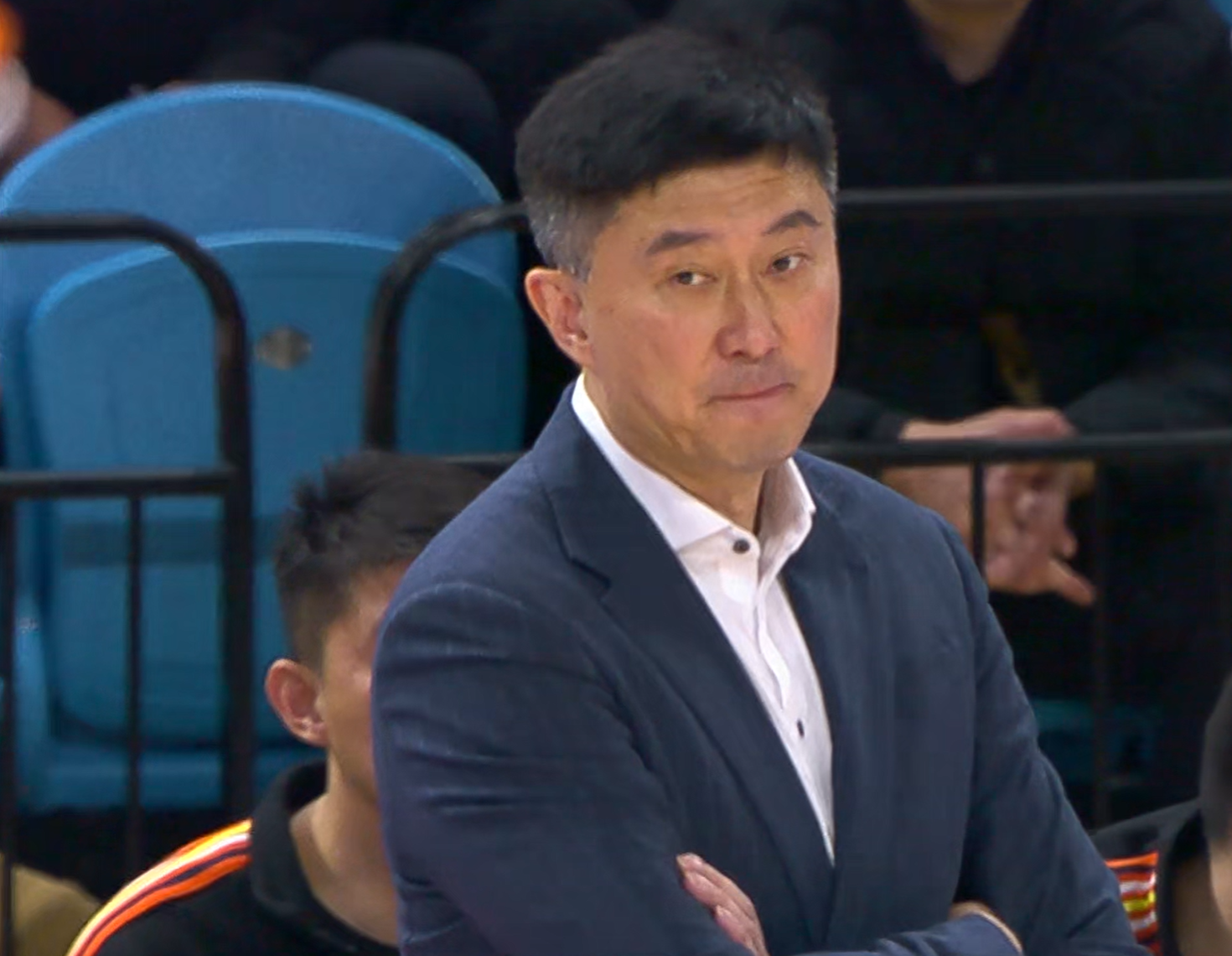 世界杯高清观看-深圳队锋线小将感恩杜锋:杜导水平CBA顶尖,教练会了我很多