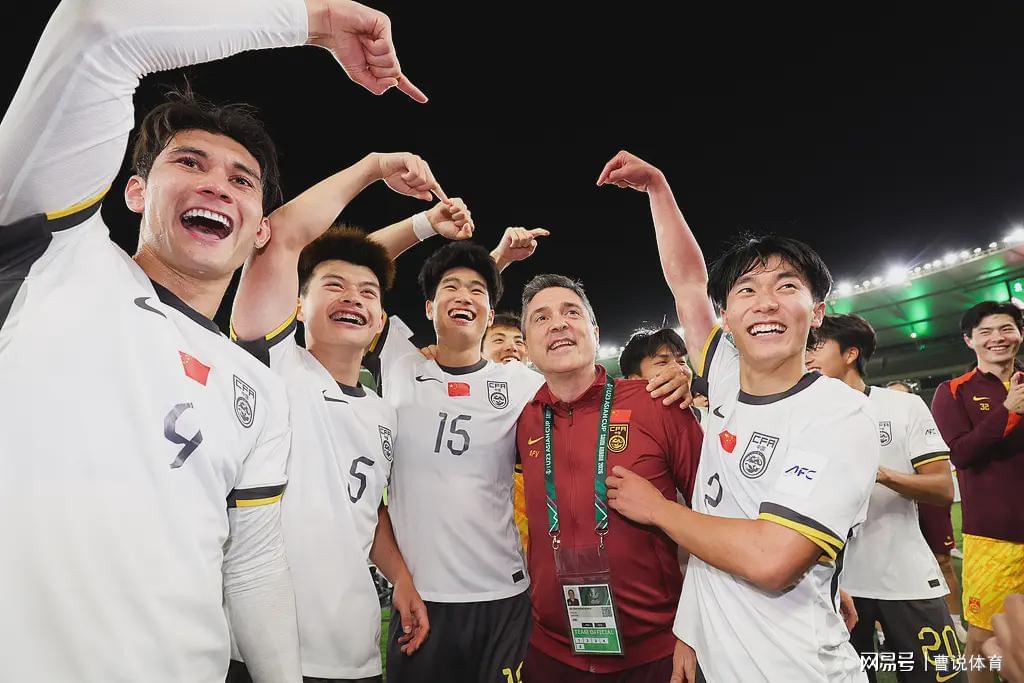 世界杯手机直播-U23国足3-0越南！越南9-8韩国，韩国0-1日本，说明国足很强！