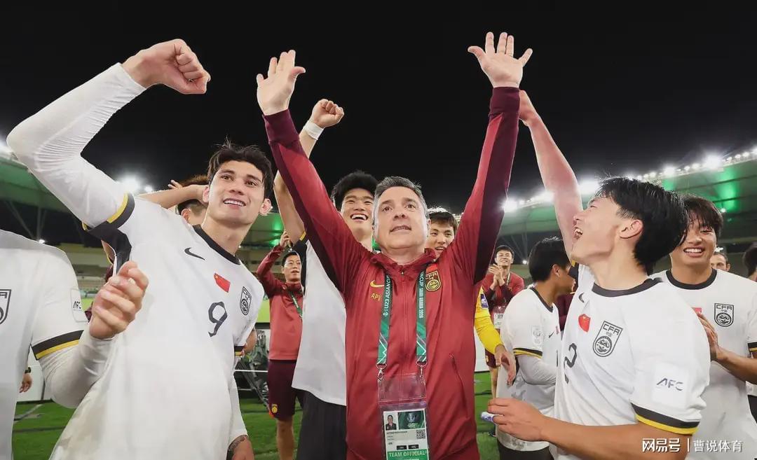 世界杯手机直播-U23国足3-0越南！越南9-8韩国，韩国0-1日本，说明国足很强！