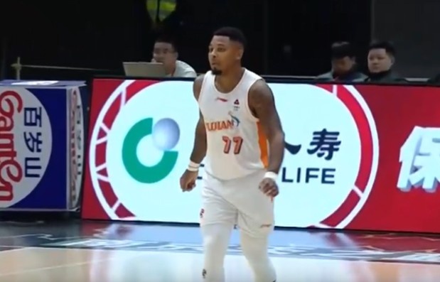 世界杯直播app安装-超级得分手！皮特森半场15分钟 9中5&amp;罚球7中7砍下20分4板3助