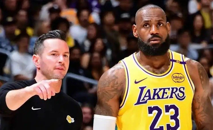 世界杯手机直播-下课？雷迪克下课湖人？尘埃落定，东契奇被换下，谁注意他反应|詹姆斯|奥斯汀-里弗斯|卢卡-东契奇|洛杉矶湖人队|JJ-雷迪克_新浪体育_新浪新闻